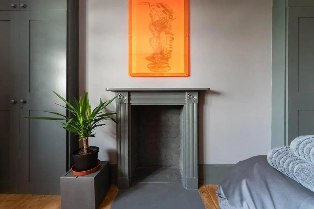 Host & Stay - Queens Maisonette Brighton Apartment